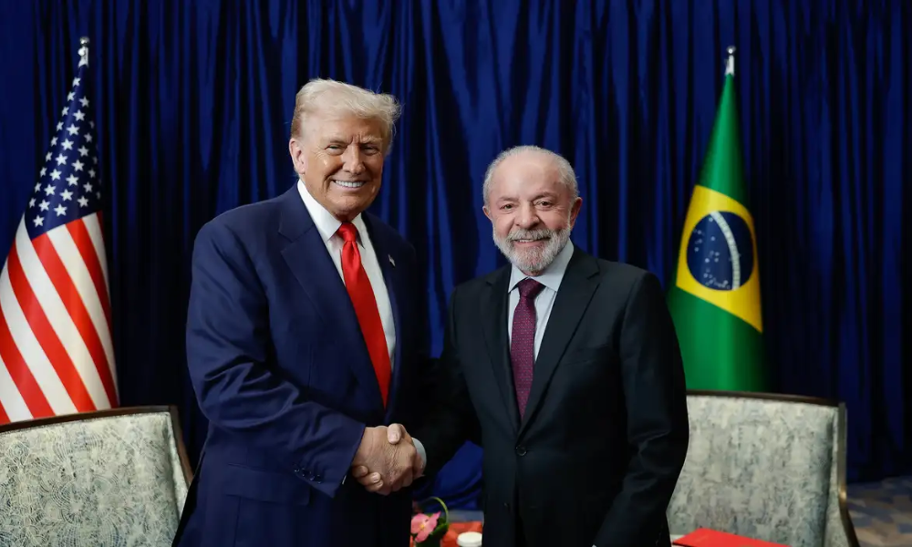 Brasil deve continuar dialogando mesmo após Trump anunciar tarifa de 15%