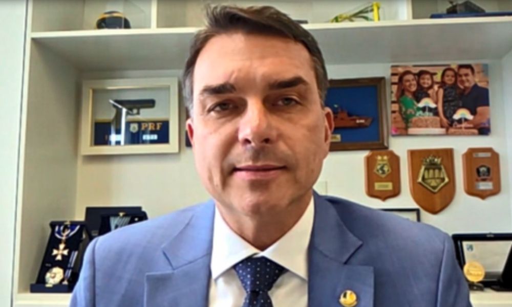 Tesouro pisa no freio após crise envolvendo Flávio e reduz oferta em leilões