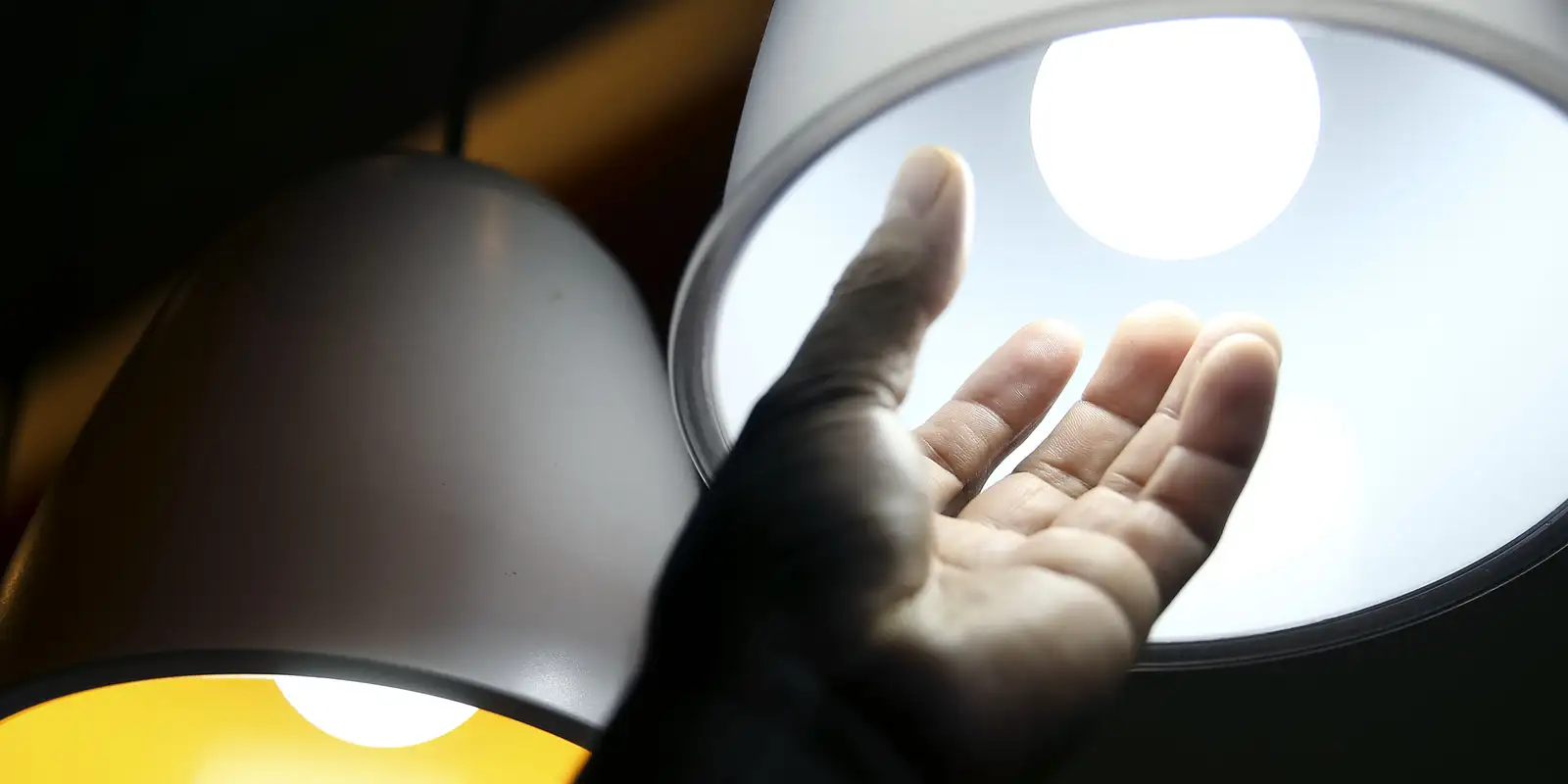 Aneel aprova R$ 5,5 bi para reduzir conta de luz em 22 distribuidoras
