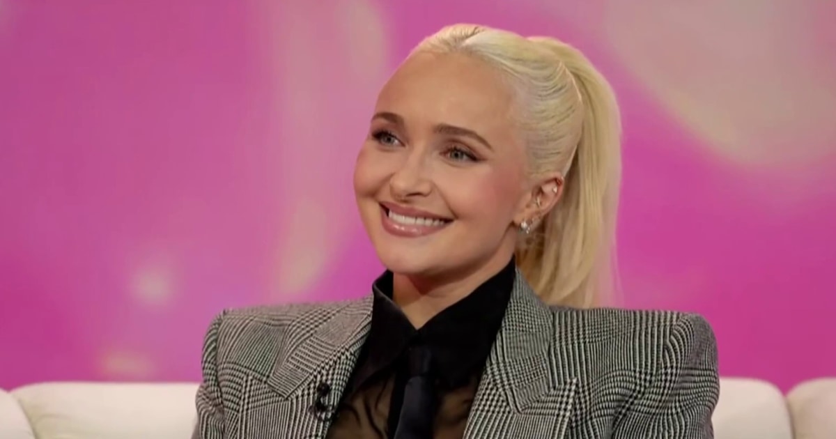 Hayden Panettiere's mother says she 'sadly lost her way'