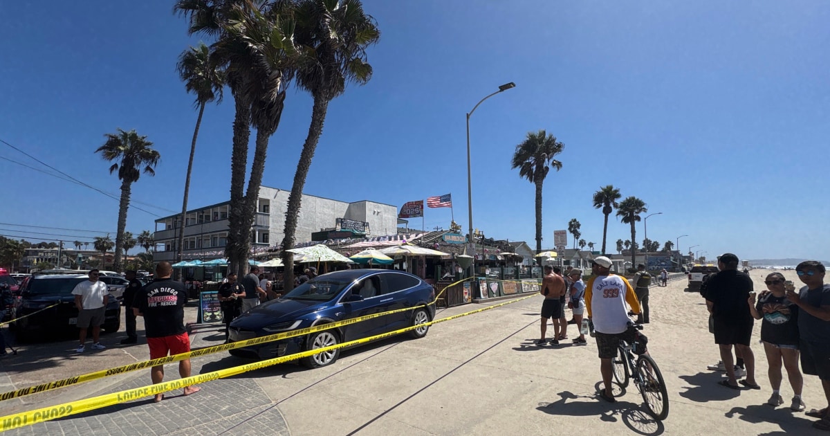 Bystanders chase down man accused of striking woman with stolen car on San Diego boardwalk