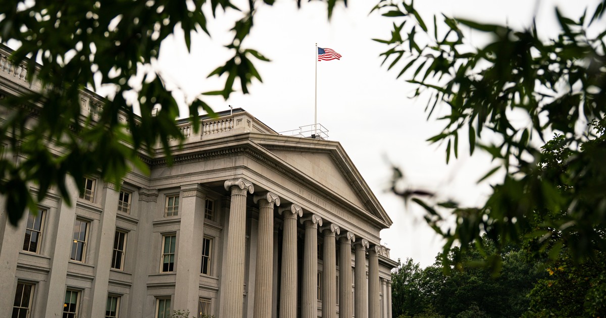 Treasury yields surge to near 20-year high as oil jumps back above $102 per barrel