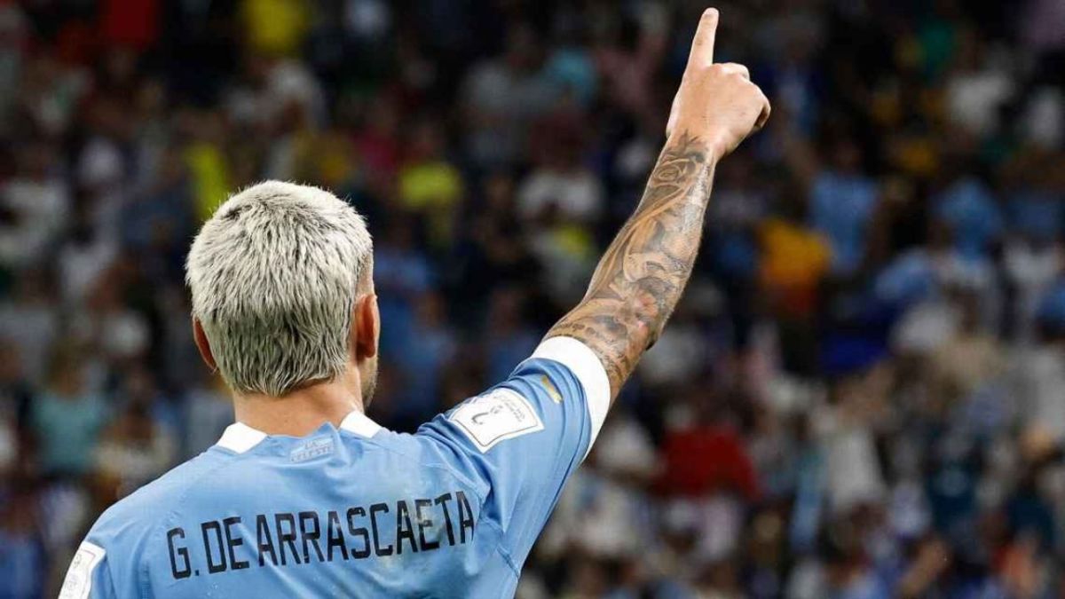 Arrascaeta sofre lesão com Uruguai e desfalca Flamengo por tempo indeterminado