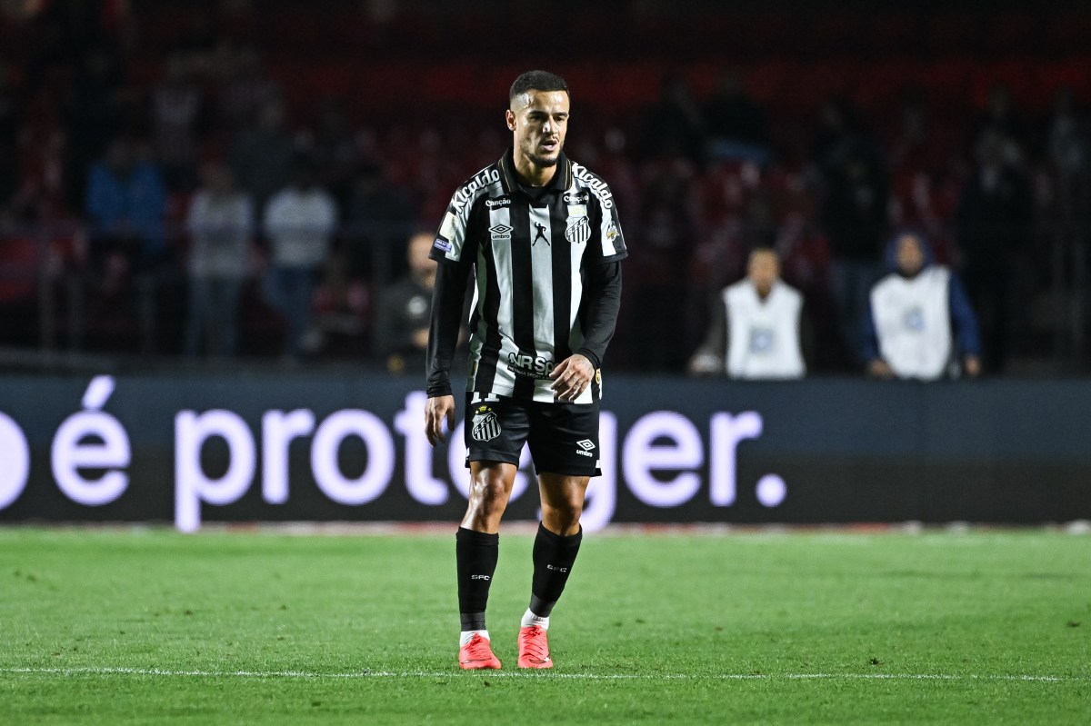 Com estreia de Coutinho, Gabigol vira para o Santos contra o São Paulo pelo Brasileirão