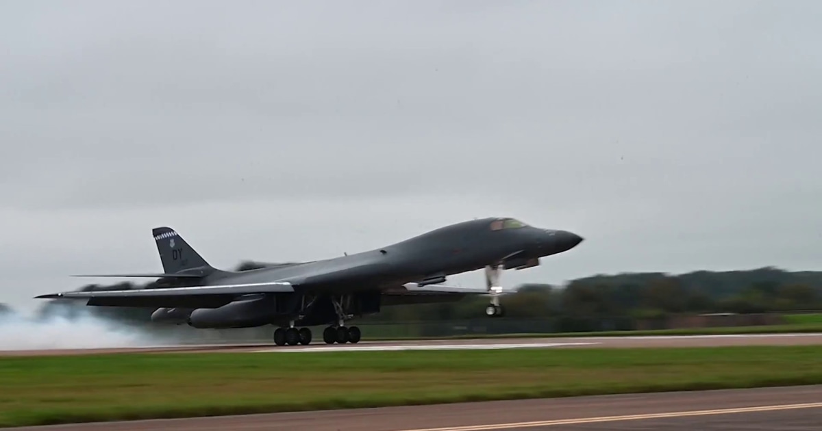 U.S. bombers scrambled out of U.K. airbase after threats
