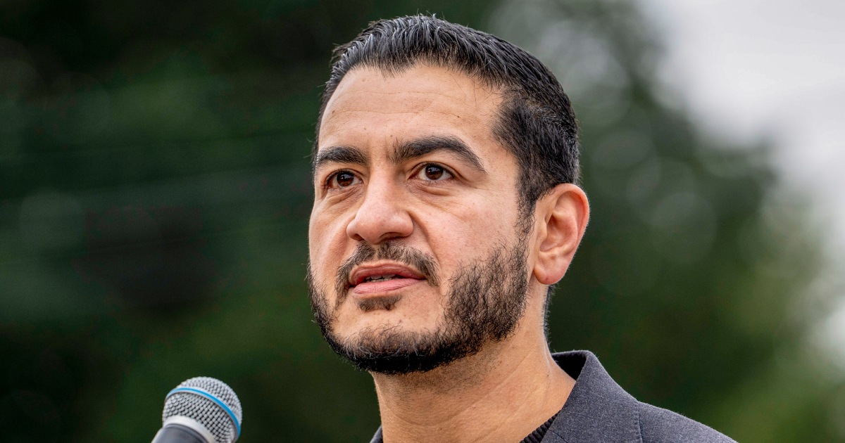 Abdul El-Sayed says Democrats must ‘win by massive numbers’ to fend off GOP election denial