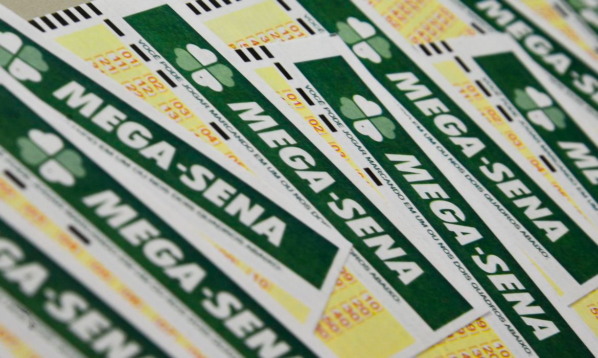 Mega-Sena: prêmio acumula e vai a R$ 150 milhões
