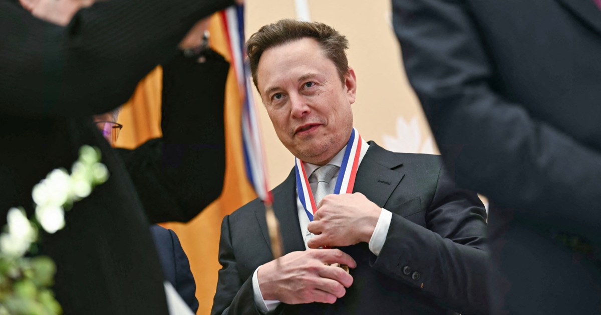 Elon Musk and Anthropic make promises to give the public a piece of the AI pie