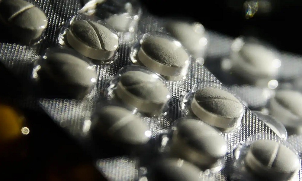 Anvisa proíbe lotes de medicamento para tratar câncer